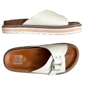 DV Dolce Vita Lug Sole Slip On Faux Leather Open Toe Sandal Shoes White flatform